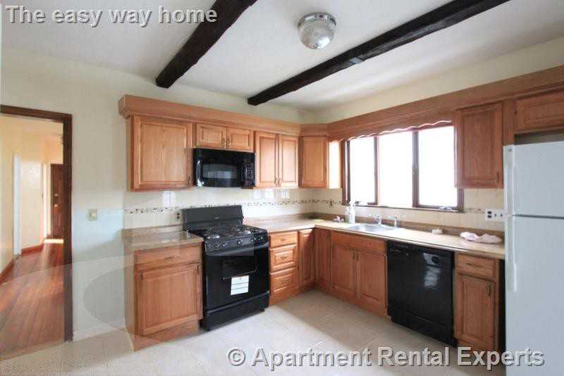 25 Belknap St #1 - Photo 2 of 21