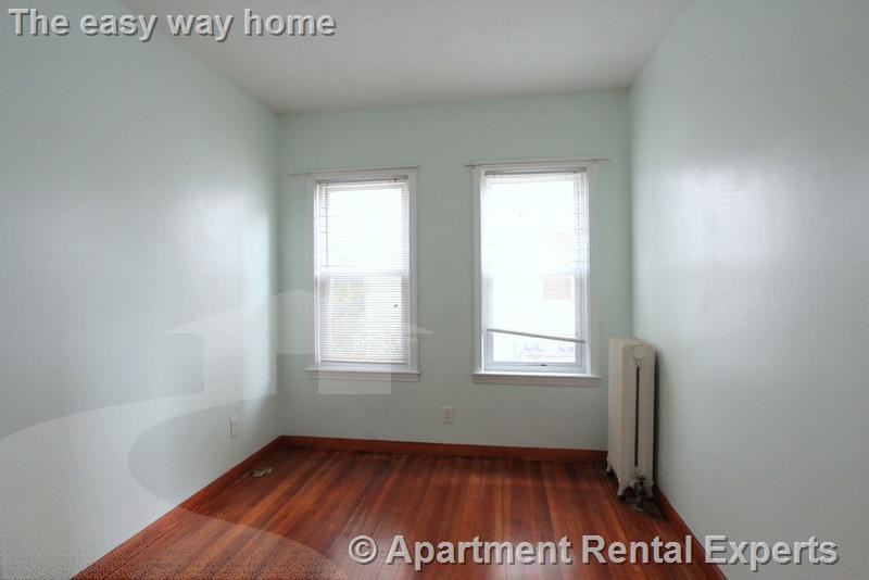 25 Belknap St #1 - Photo 7 of 21