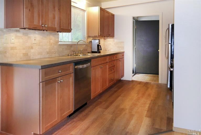 526 Midvale Way - Photo 2 of 11