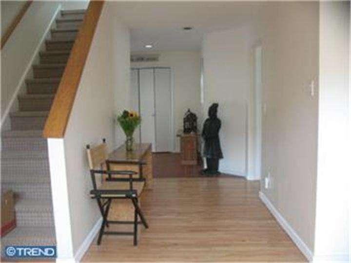 28 Arnold Dr - Photo 3 of 20