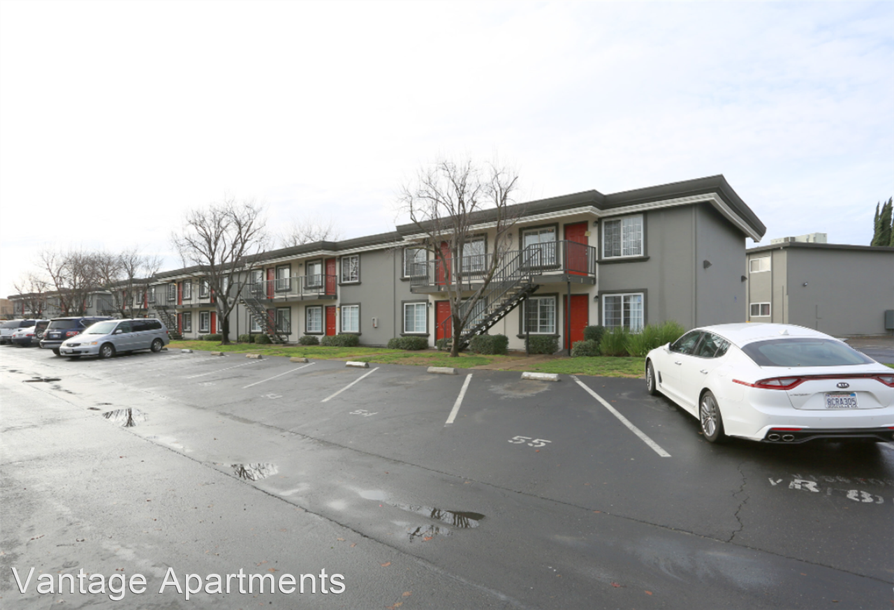 2051 West La Loma - Photo 3 of 15