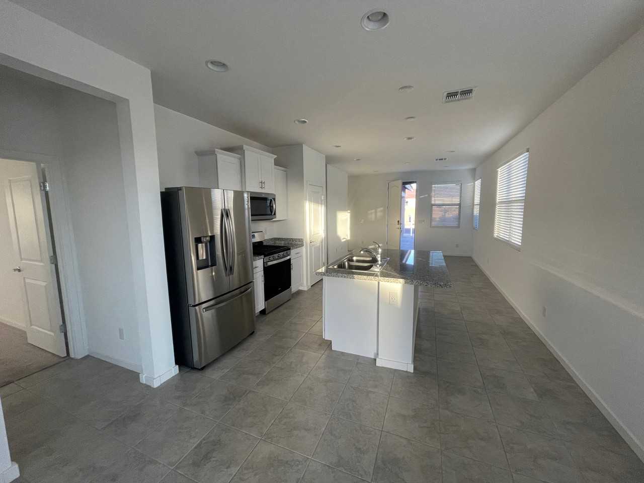 239 S San Gregorio Ln - Photo 4 of 11