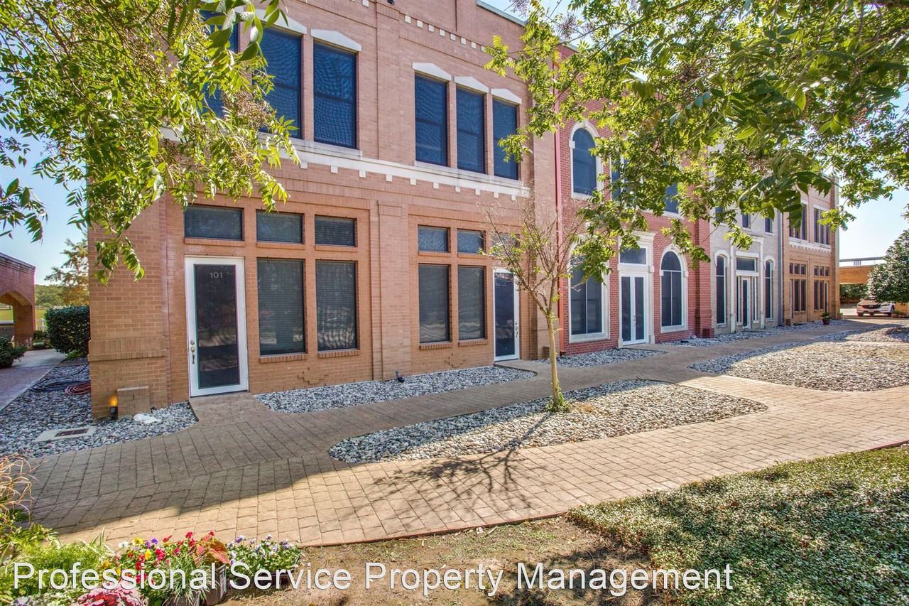 11351 Hilltop Road Village Apartments in Argyle, TX 76226 Zumper