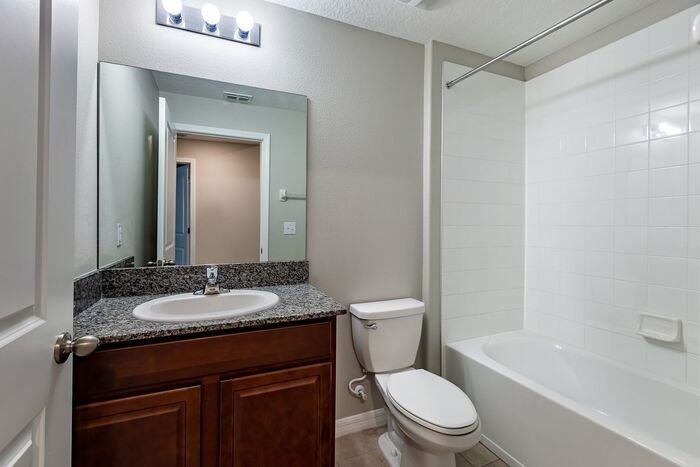 10613 Sweet Sapling St - Photo 2 of 9