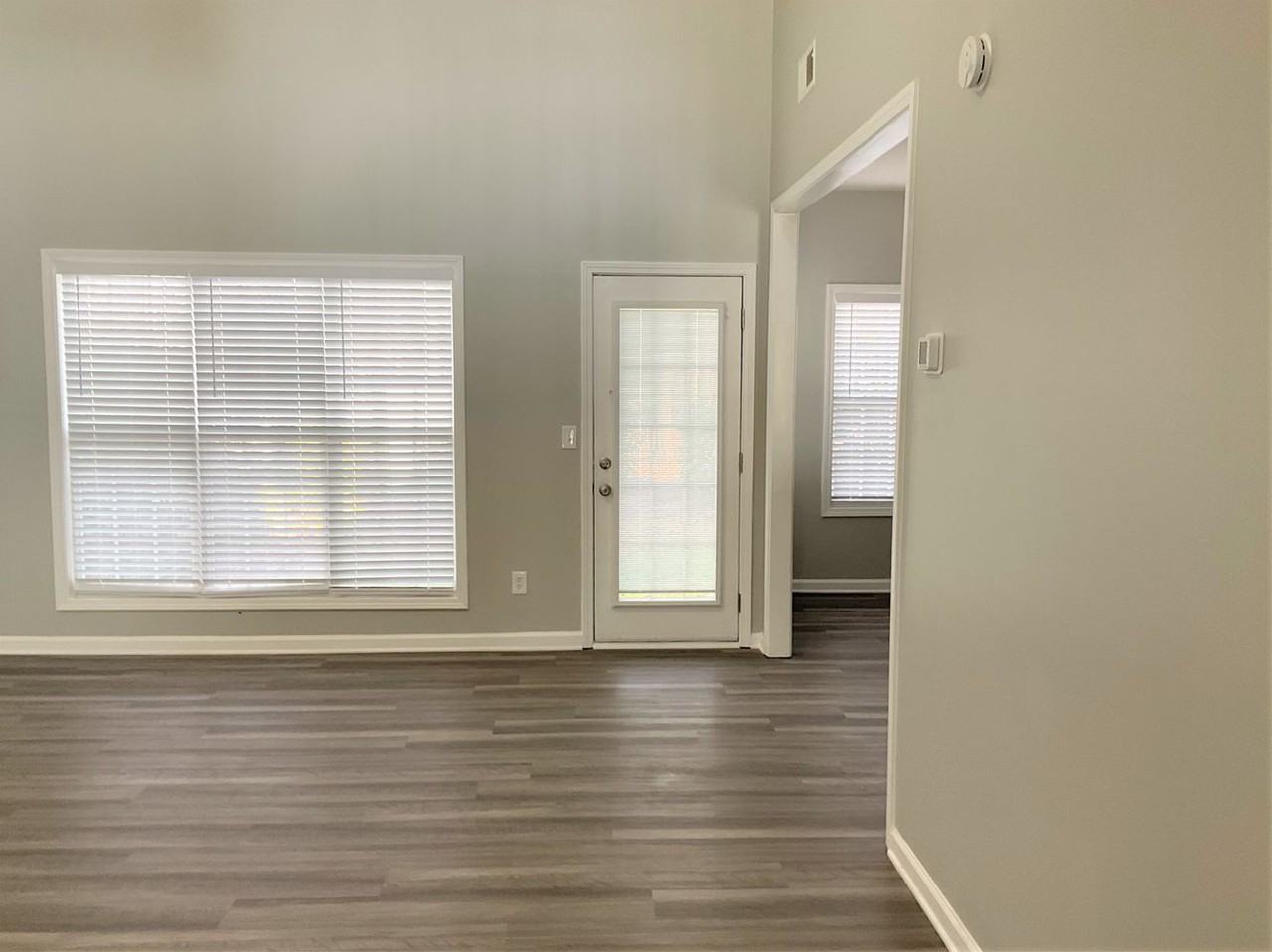 3002 Glen Summit Dr - Photo 3 of 17