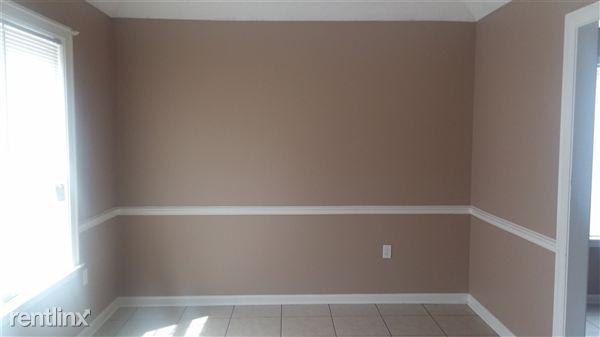 4889 Blue Wing St - Photo 3 of 9