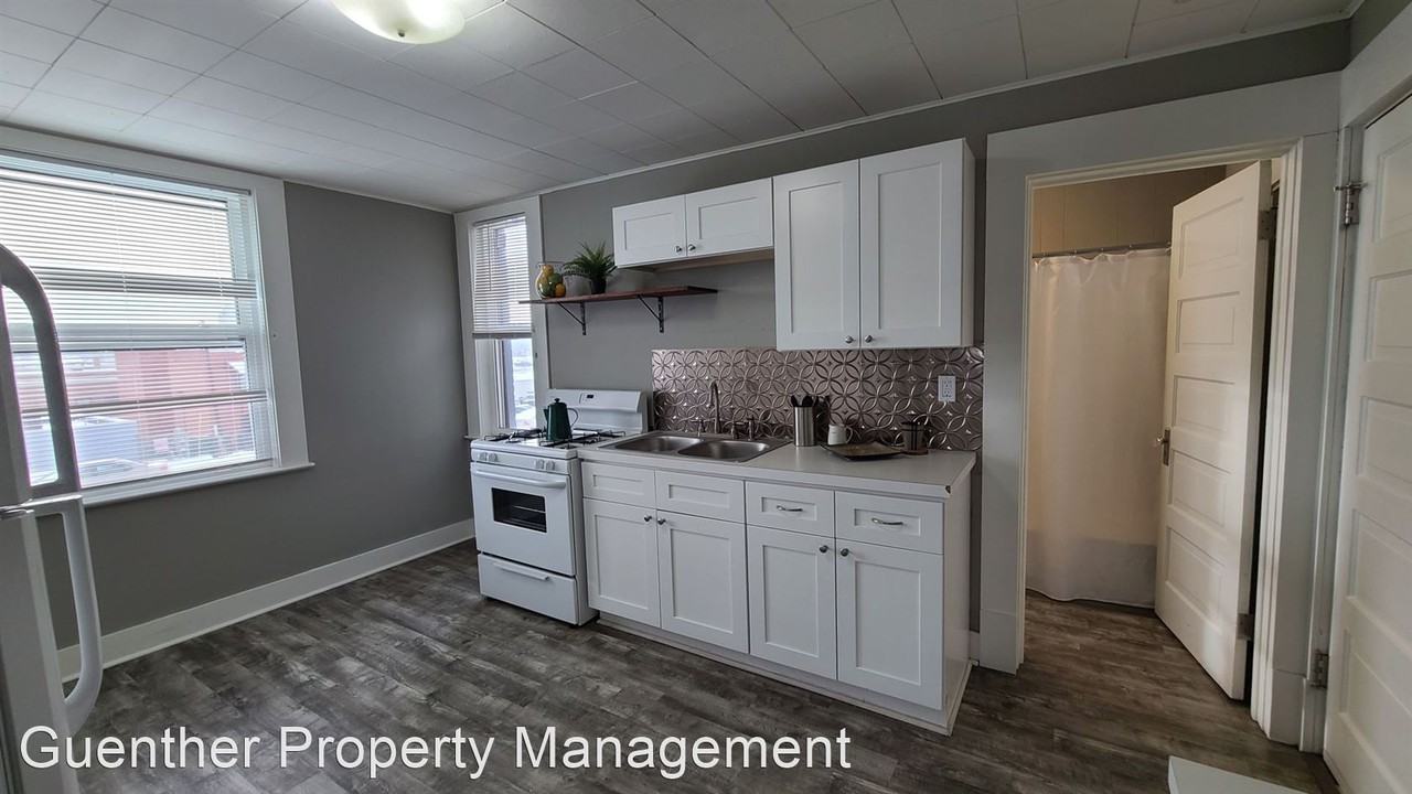 1221 N Monroe - Photo 3 of 15