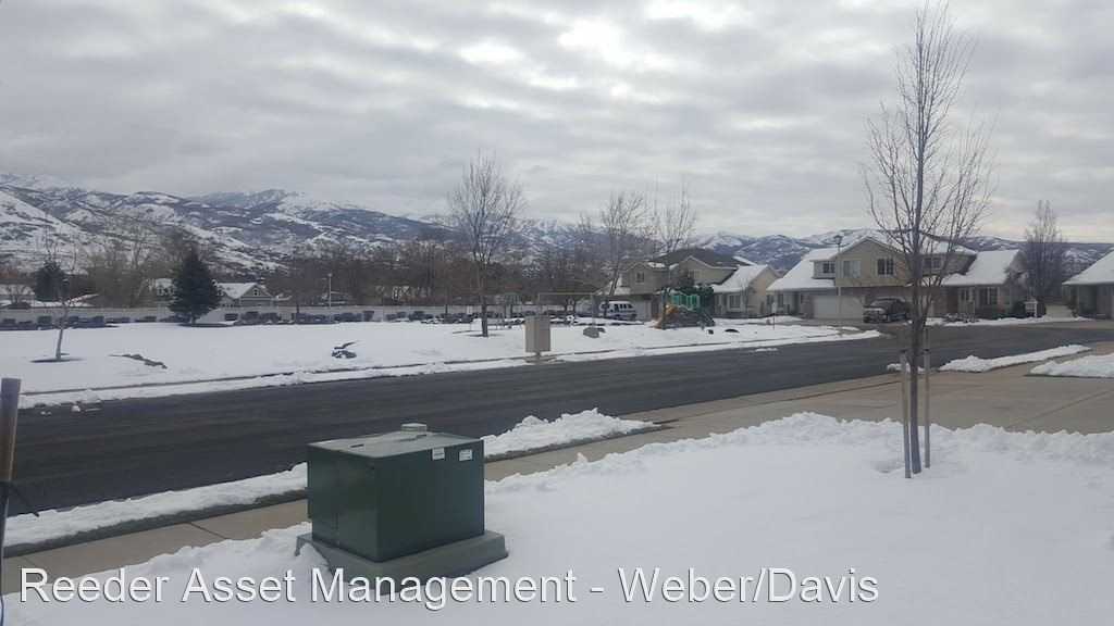 474 S 675 W - Photo 3 of 31