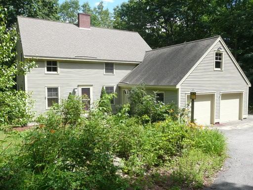 80 Mendum's Landing Rd - Photo 2 of 37
