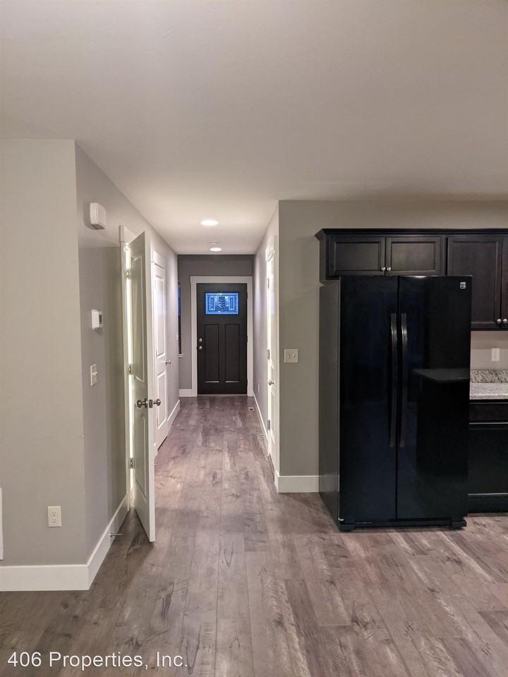 268 Andesite Avenue - Photo 3 of 22