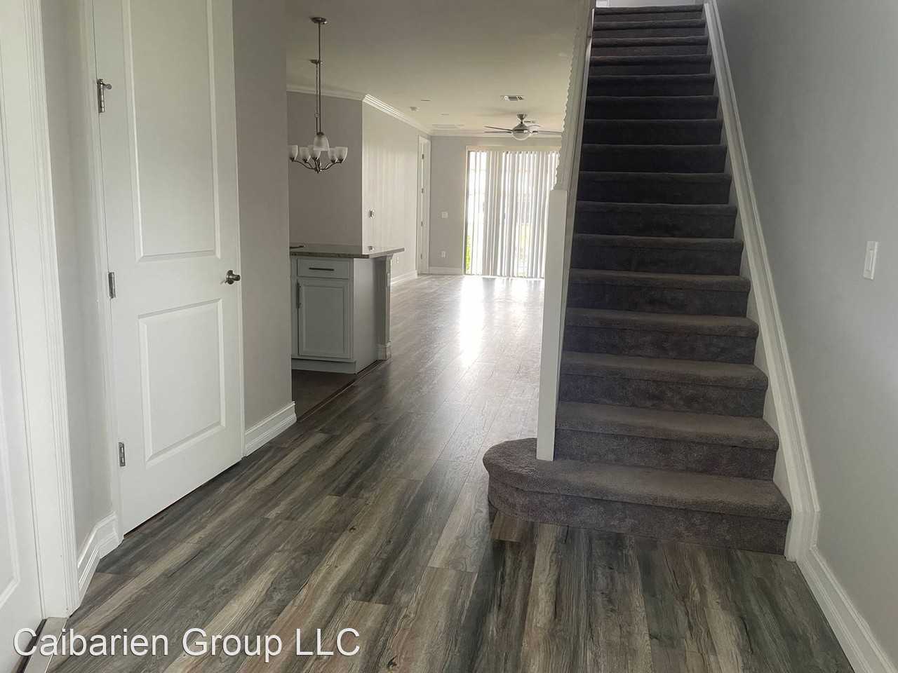 7948 Bristol Cir - Photo 3 of 14