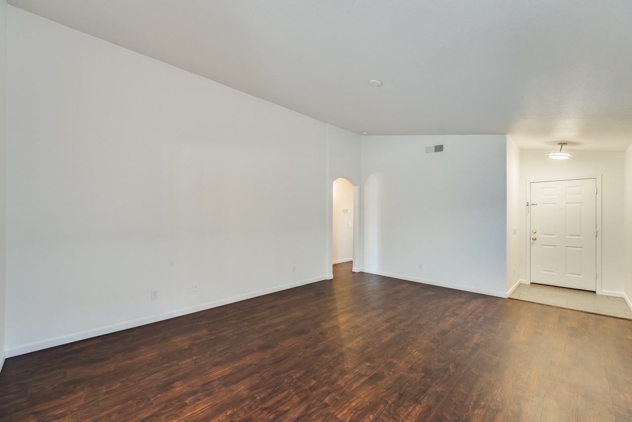 3024 E Blackhawk Dr - Photo 7 of 32