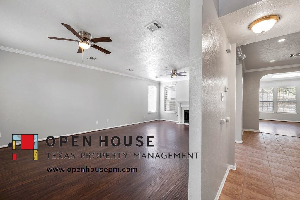 7619 Almond Springs Dr - Photo 2 of 15