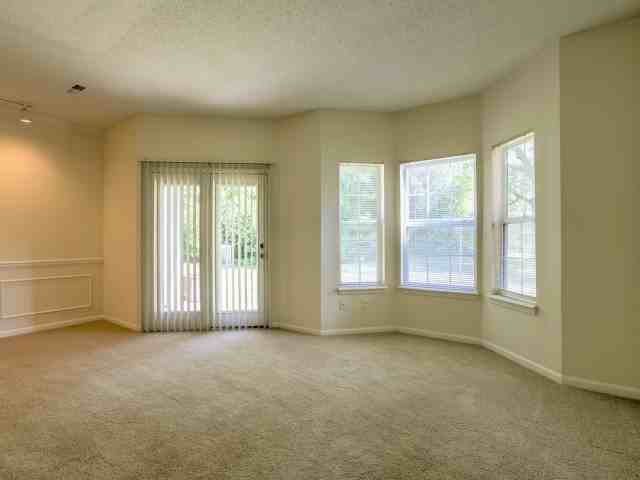 Kelly Greens Apartments - Photo 4 of 37