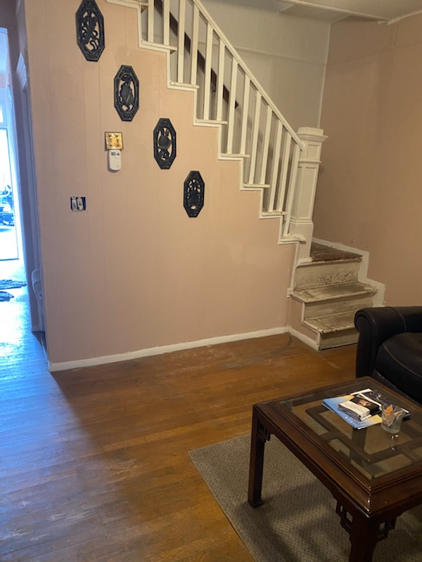 2112 Ramsay St - Photo 2 of 6