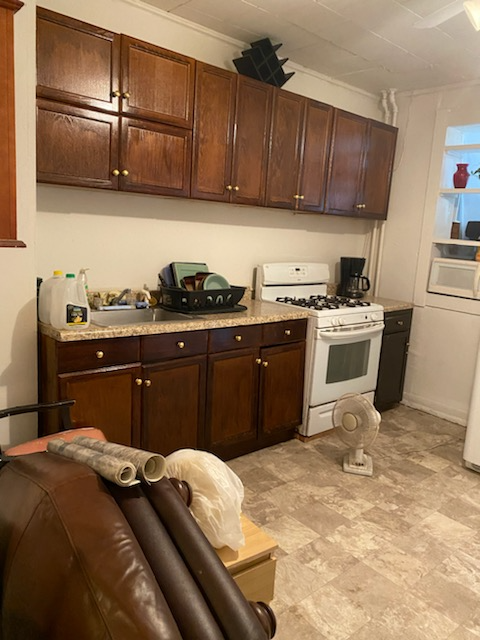 2112 Ramsay St - Photo 4 of 6