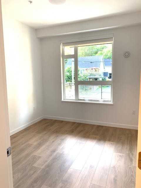 715 15th Street West #109 - Photo 2 of 16