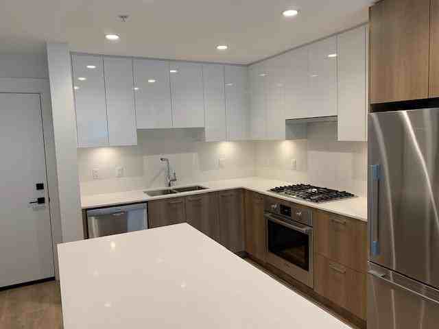 715 15th Street West #109 - Photo 7 of 16
