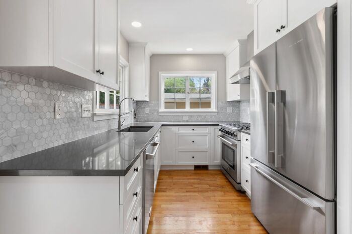 2436 66th Ave Se - Photo 2 of 50