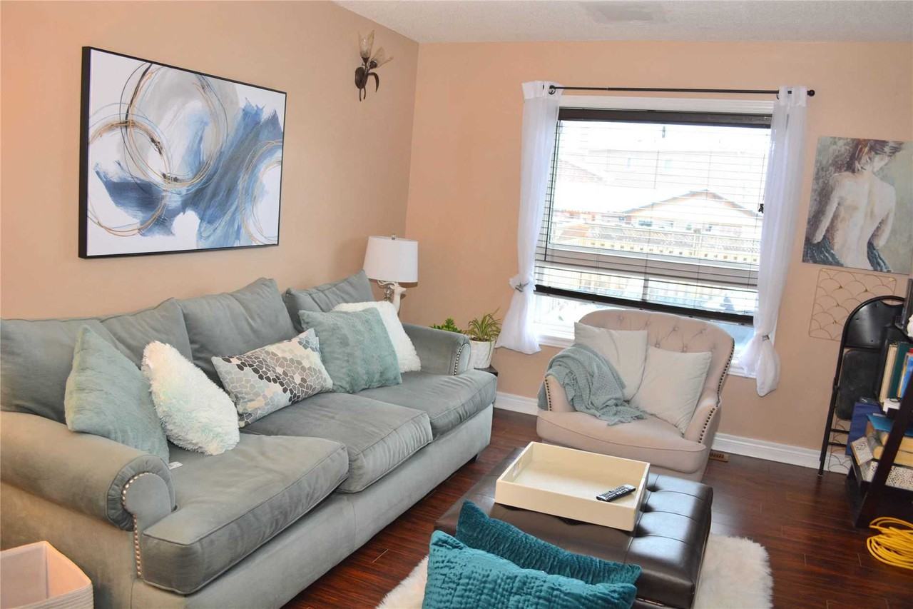 5 Wandering Trail Drive - Photo 2 of 18