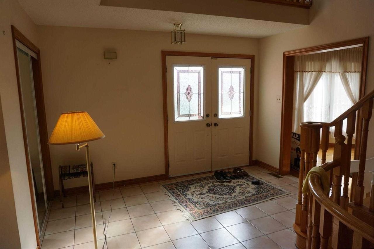 8 Chatterton Court - Photo 2 of 21