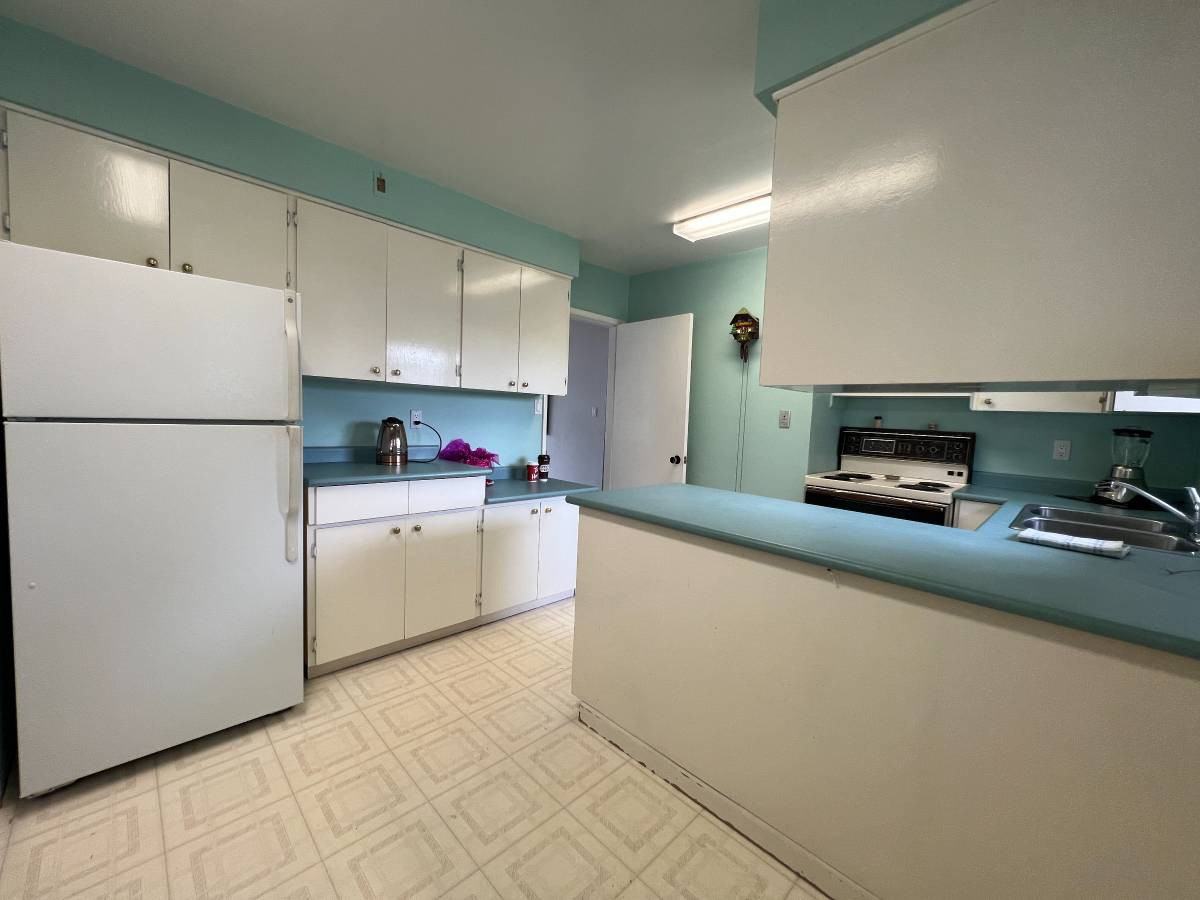 11917 Bonson Road - Photo 2 of 23