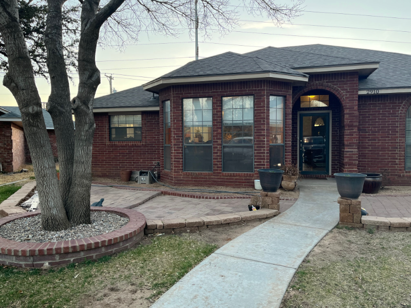 2910 Sandhill Cir - Photo 2 of 20