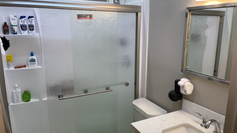 1937 W Lake St - Photo 7 of 11