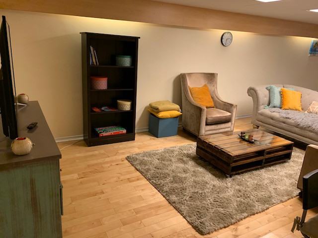 2066 Avenue Connaught #2066A - Photo 5 of 18