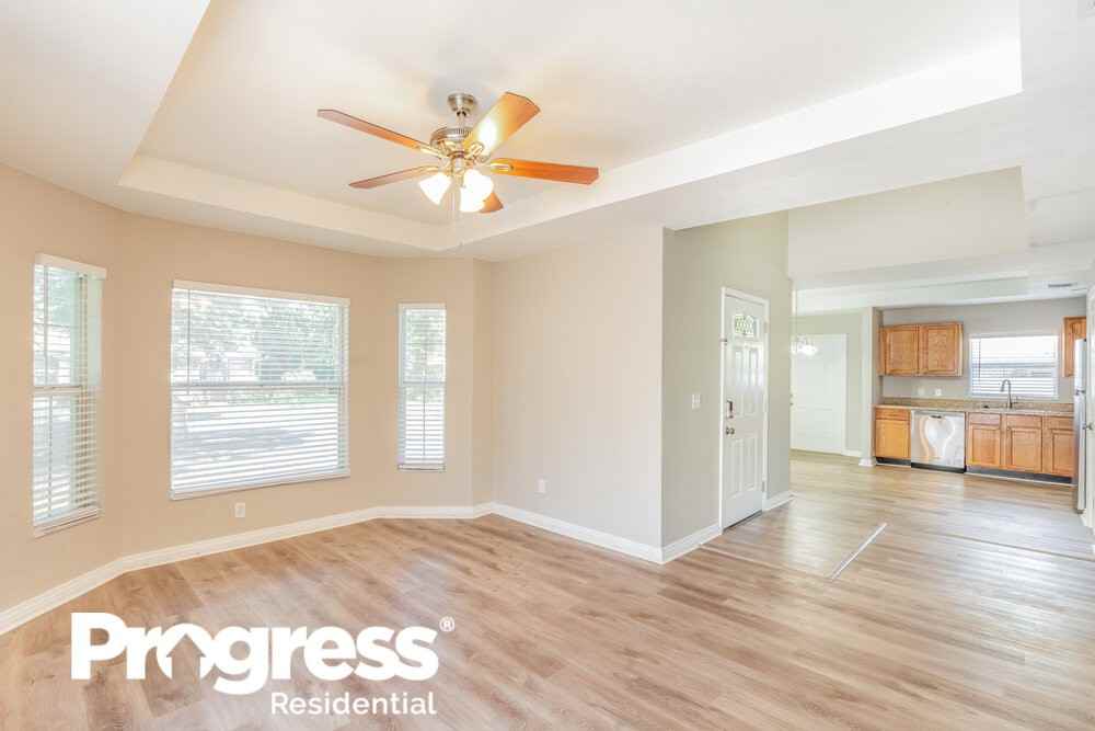 674 15th Ave S - Photo 3 of 16