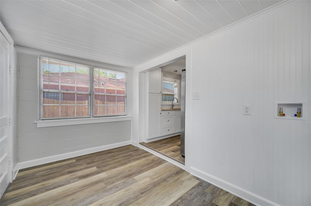 1517 West River Shore Way - Photo 3 of 38