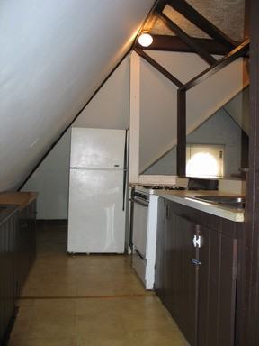 319 SE 2nd St - Photo 2 of 4