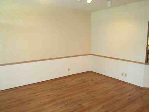 1573 Thornbriar Dr - Photo 3 of 7