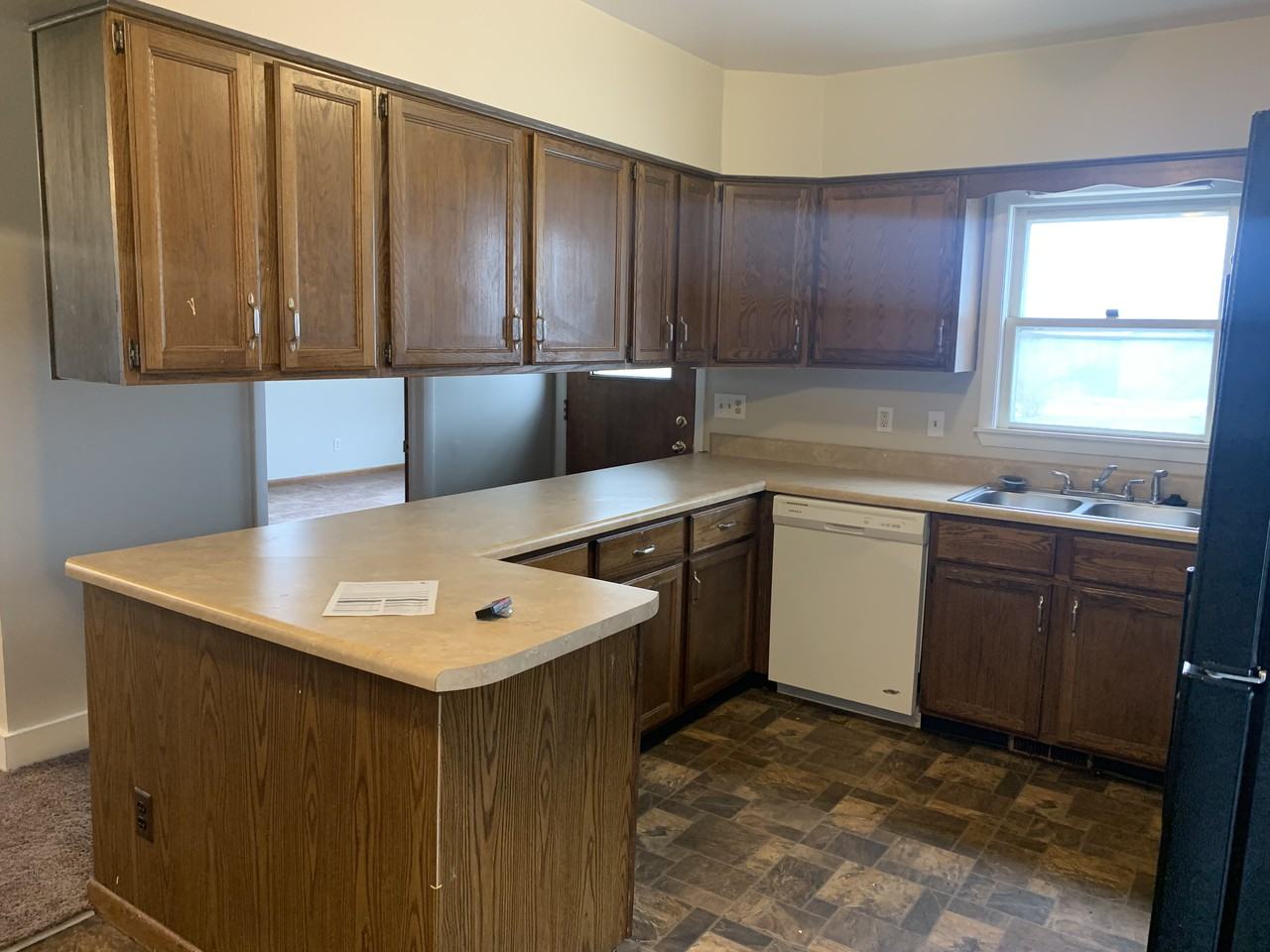 1211 West Margaret Avenue - Photo 3 of 27