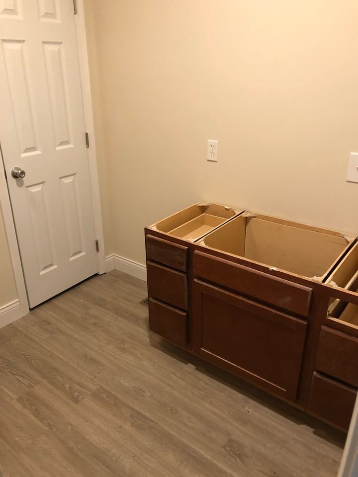 708 N 12th St #1 - Photo 6 of 12