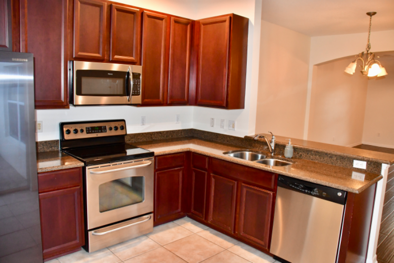 6323 Southbridge St - Photo 2 of 12