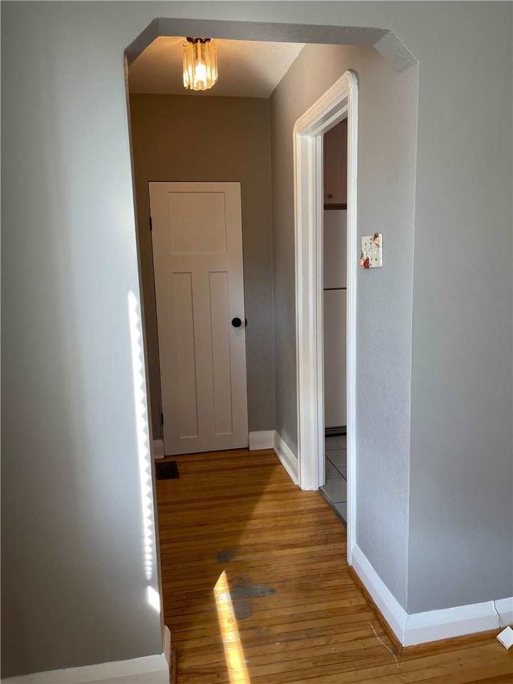 39 Joanith Drive - Photo 3 of 21