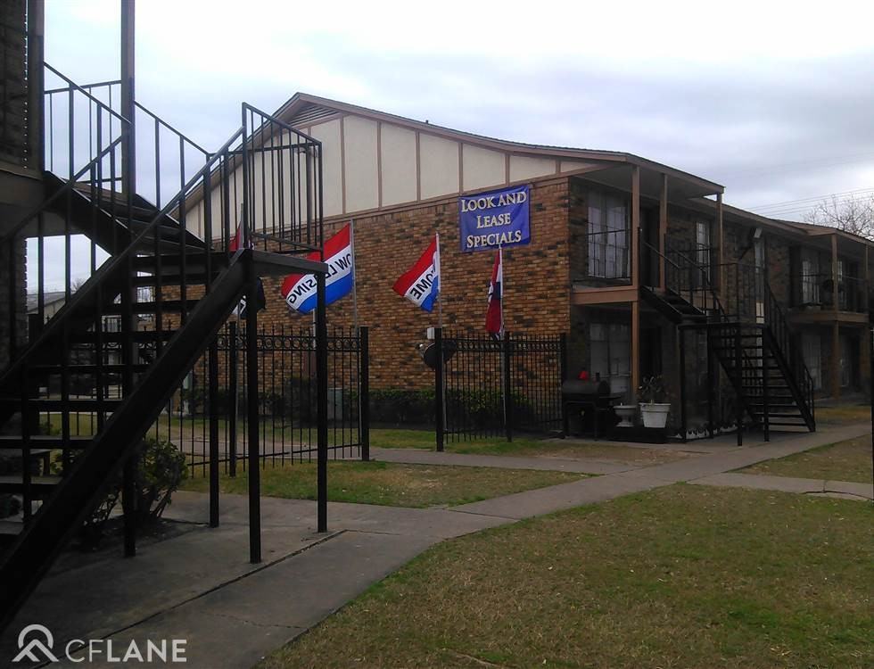 Crystal Springs Apartments - Photo 3 of 4