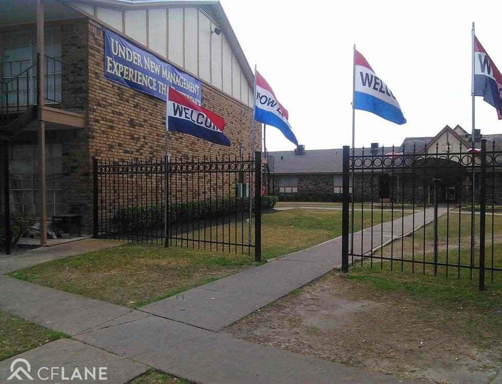 Crystal Springs Apartments - Photo 2 of 4