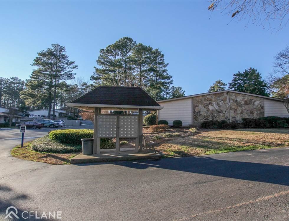 Meadowood Apartments - Photo 3 of 5