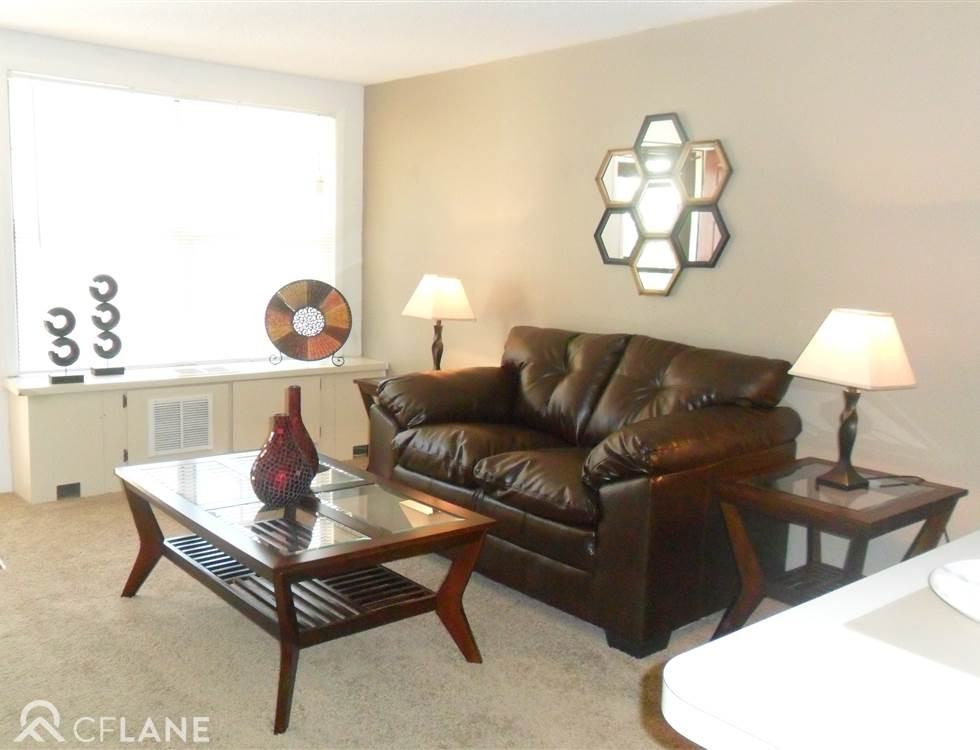 Wingwood - Photo 2 of 4