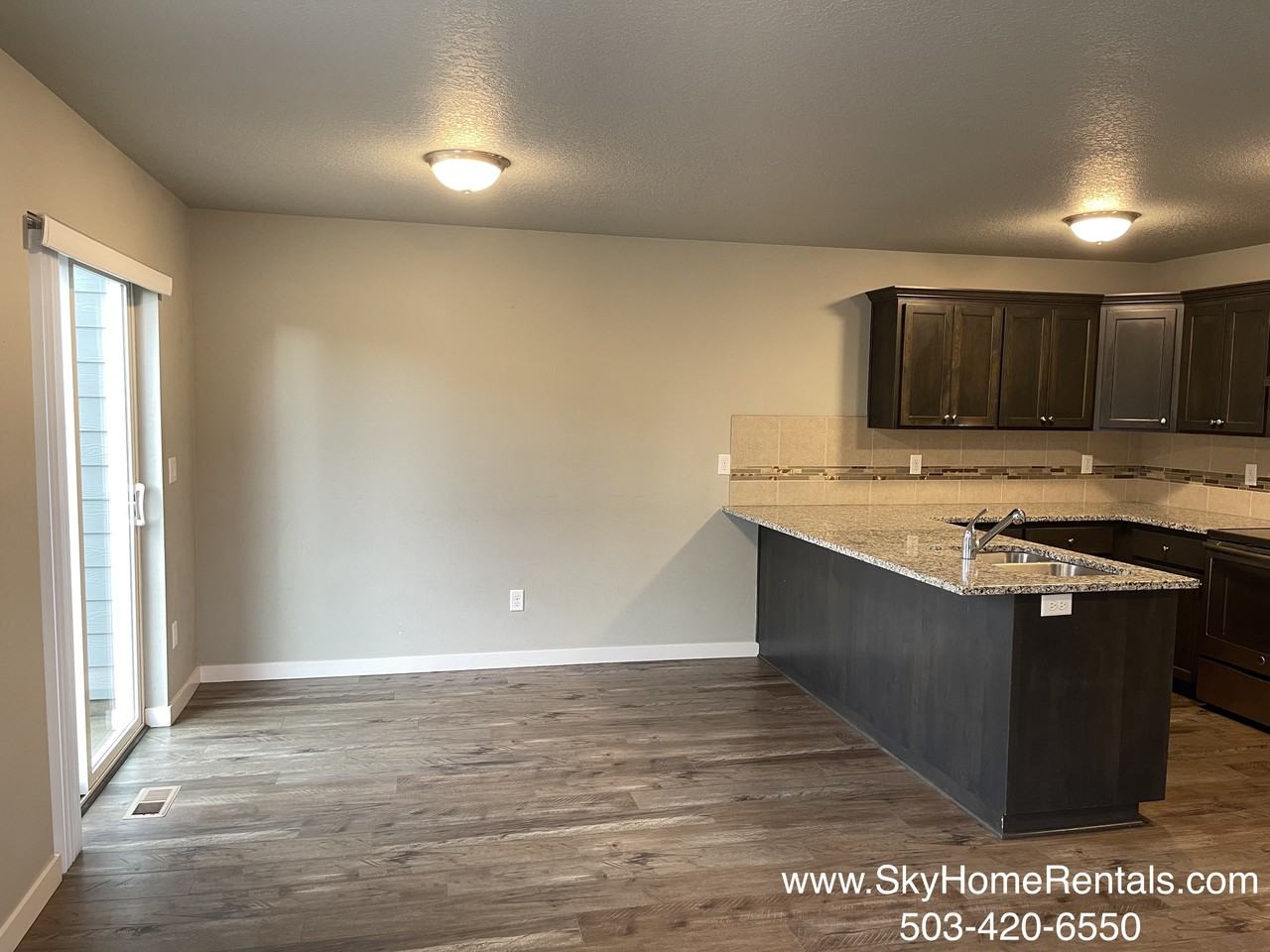 3532 Anchor Court Northeast - Photo 3 of 10