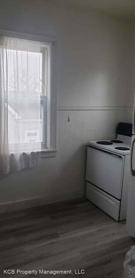 833 South Washington Street - Photo 3 of 7