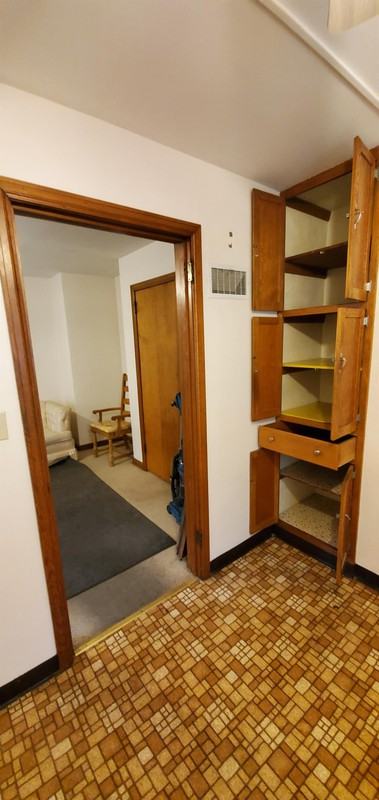 2404 Sunset Blvd - Photo 3 of 8