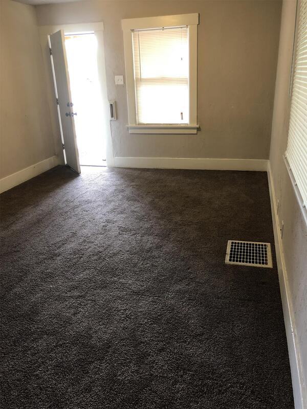 810 21st St - Photo 2 of 17