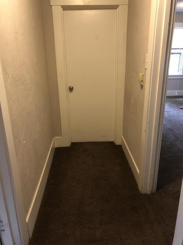 810 21st St - Photo 4 of 17