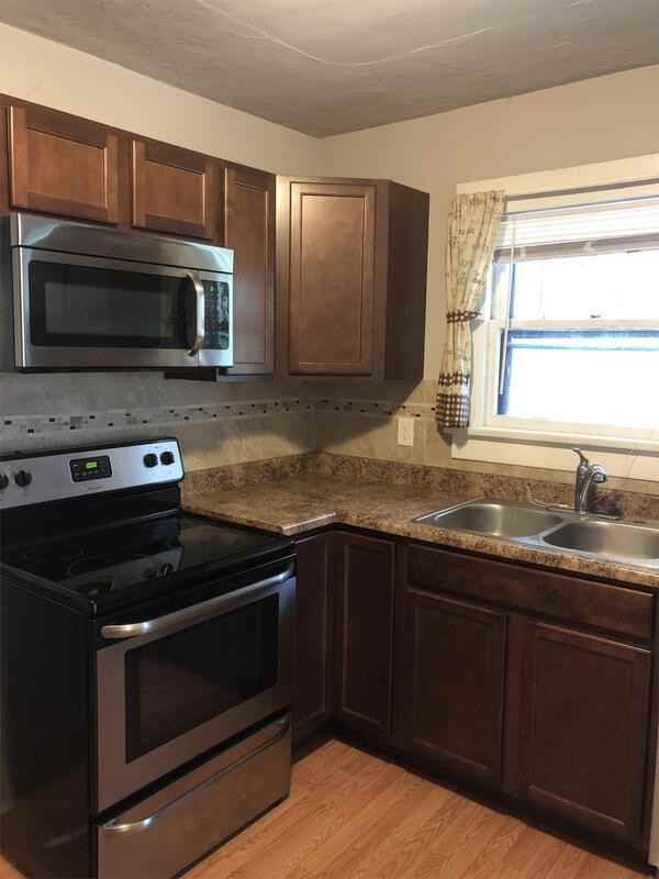 810 21st St - Photo 6 of 17