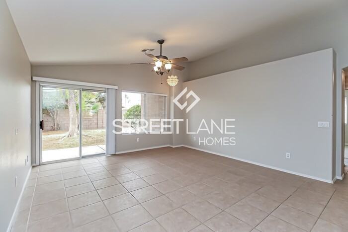 177 W Shannon St - Photo 3 of 15