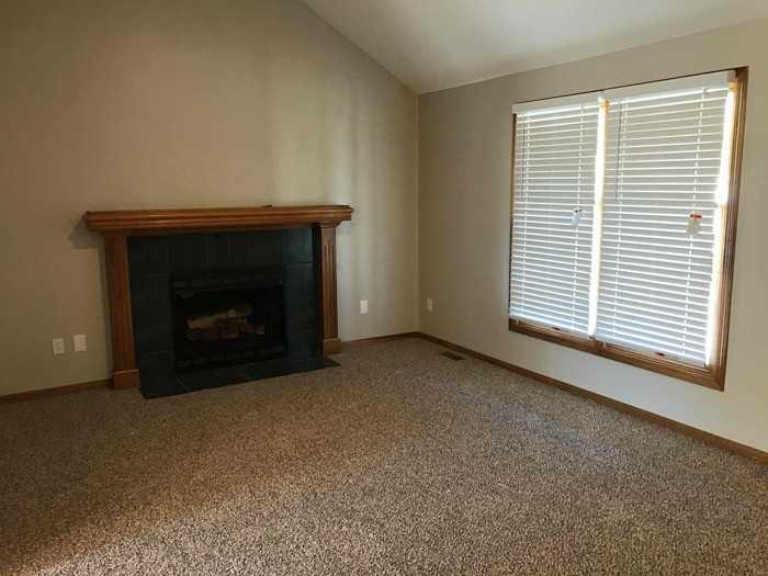 9503 Nw 87th Ter - Photo 3 of 20