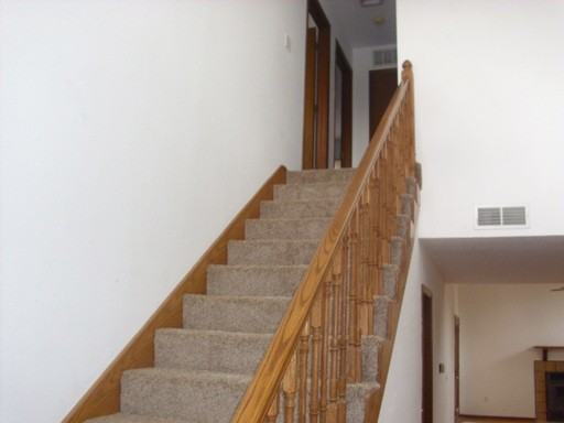 5832 Academy Ct NE - Photo 3 of 23